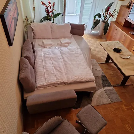 Mirabella Apartmán *